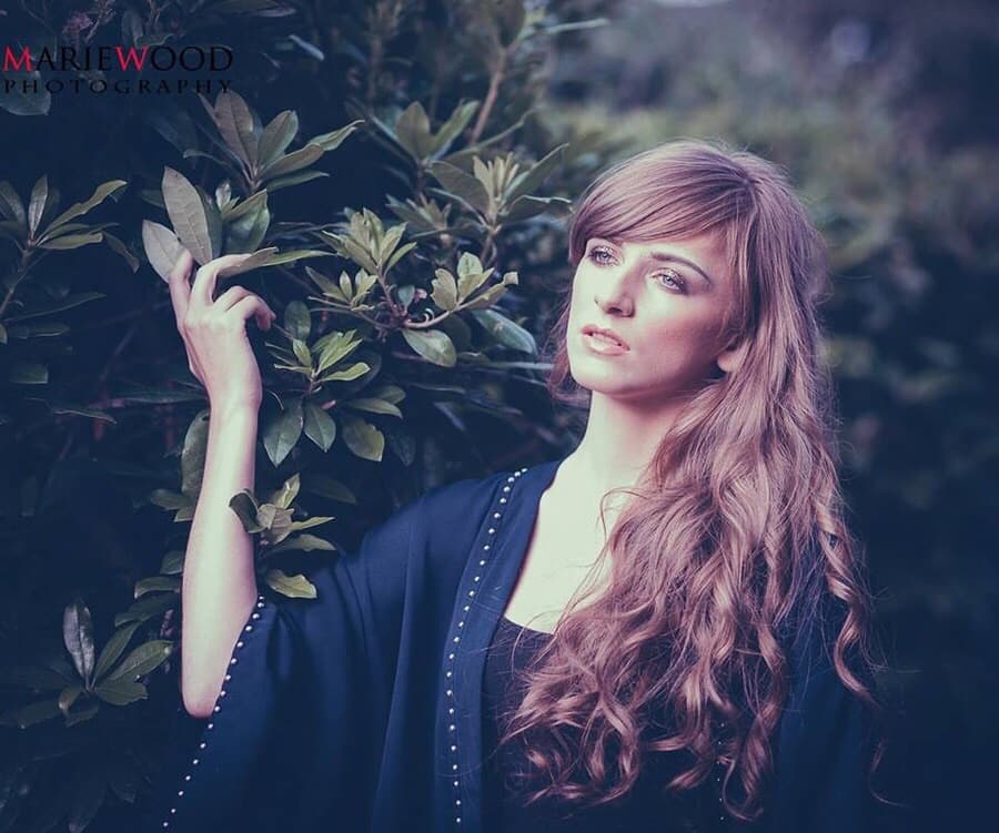Kirsty Model