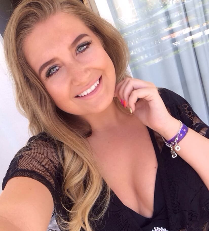 Leah Model