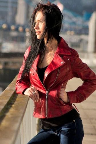 Adelina Model