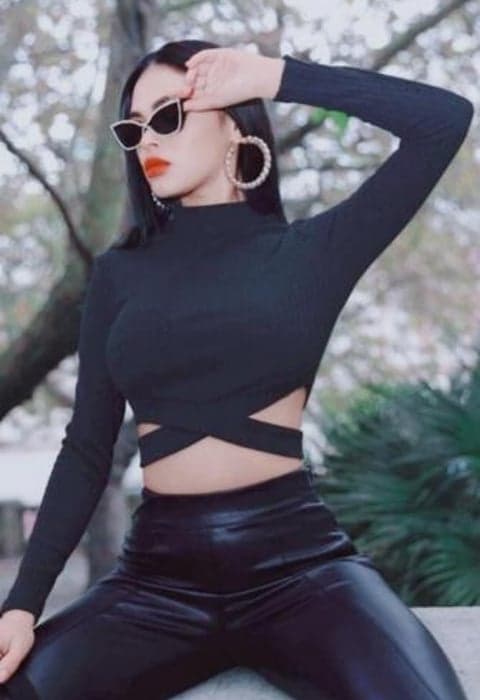 Monica32