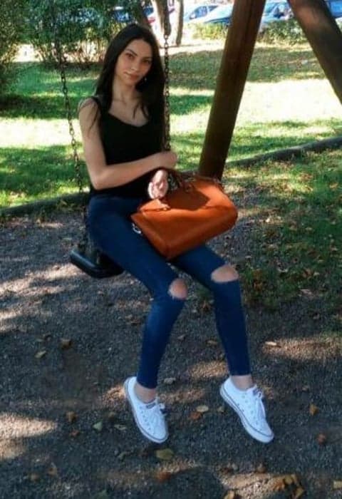 Ana-Maria P