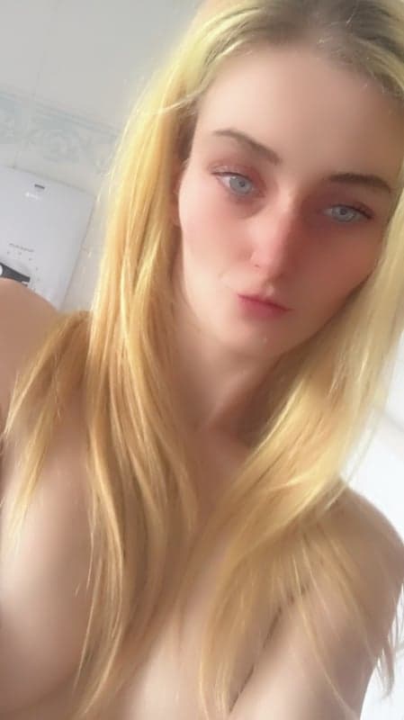 TextAndTease24